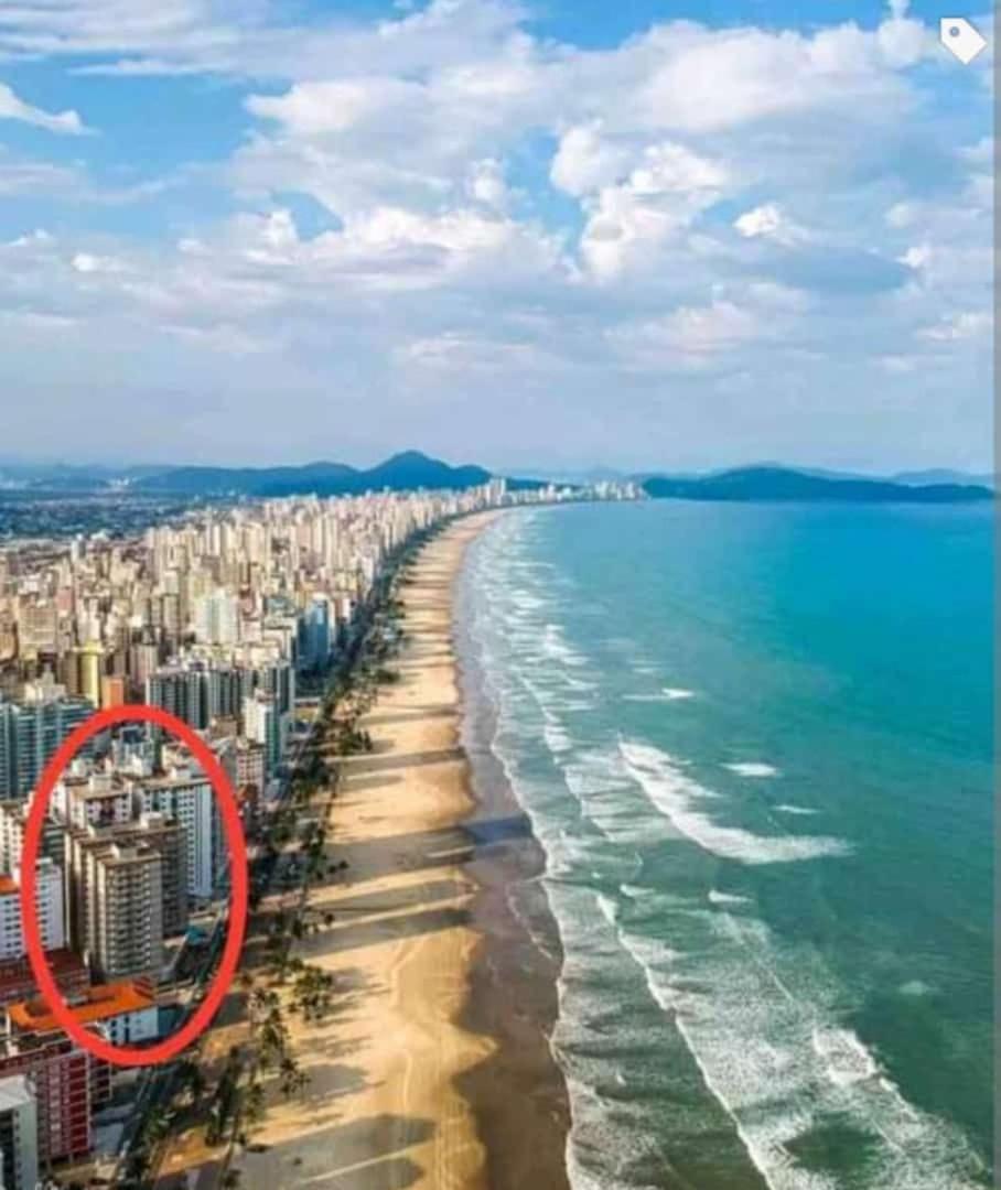 Apartamento Frente Ao Mar Com Varanda E Piscina Praia Grande  Bagian luar foto
