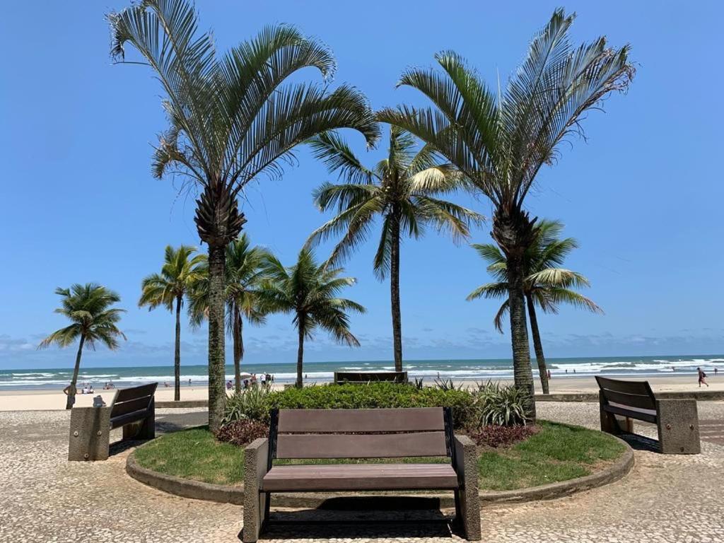 Apartamento Frente Ao Mar Com Varanda E Piscina Praia Grande  Bagian luar foto